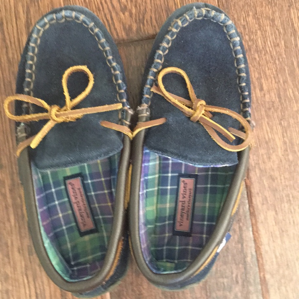 Vineyard vines boys slippers